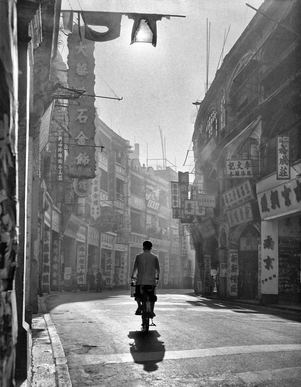 A Hong Kong Memoir — Fan Ho Photography